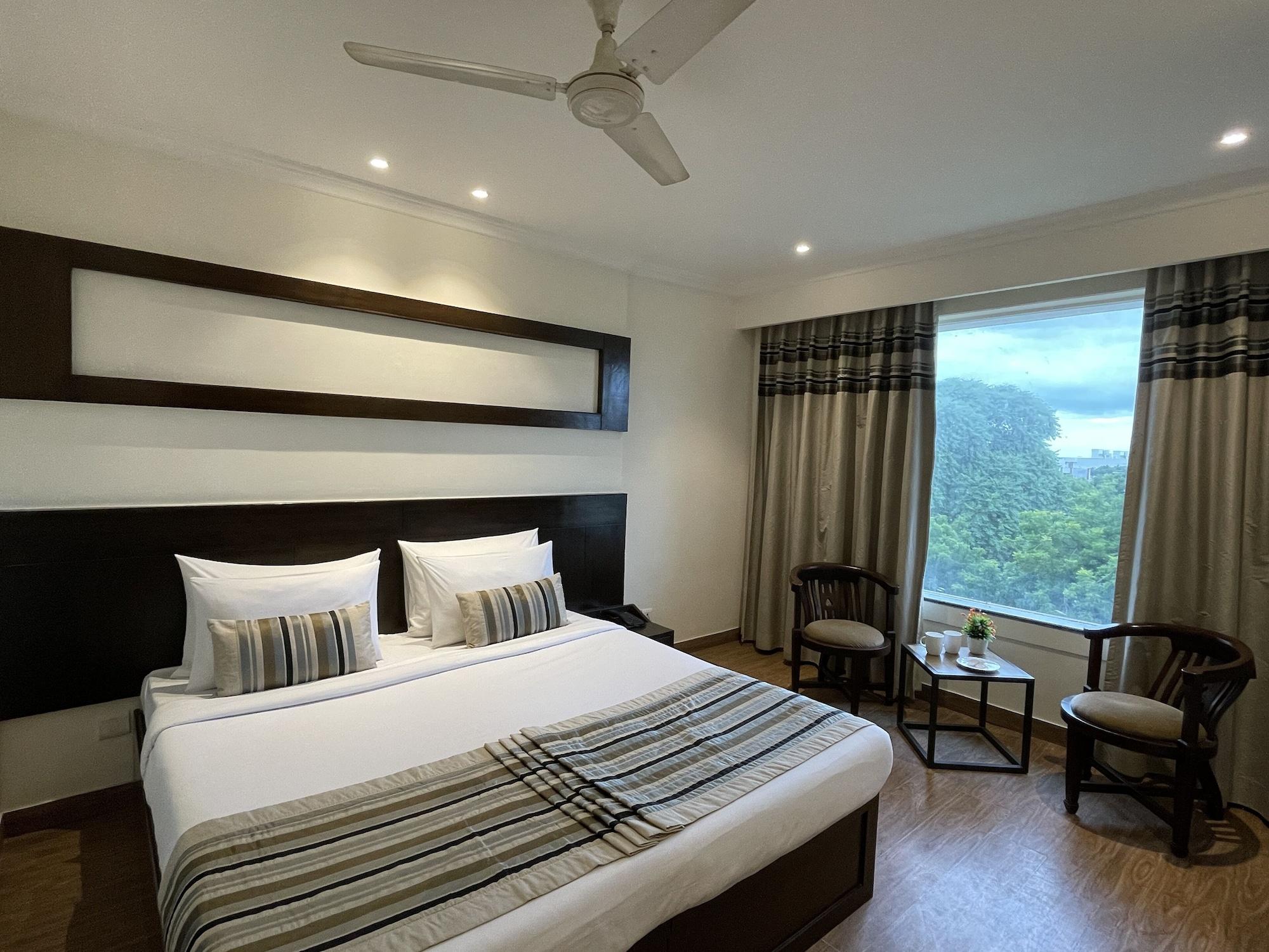 Royale Sarovar Portico Agra Agra  Eksteriør billede