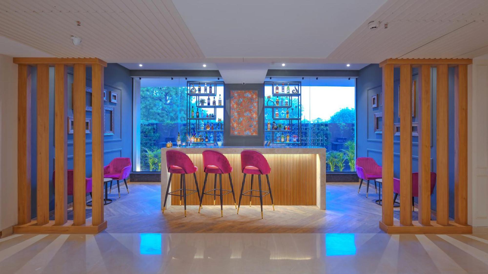Royale Sarovar Portico Agra Agra  Eksteriør billede
