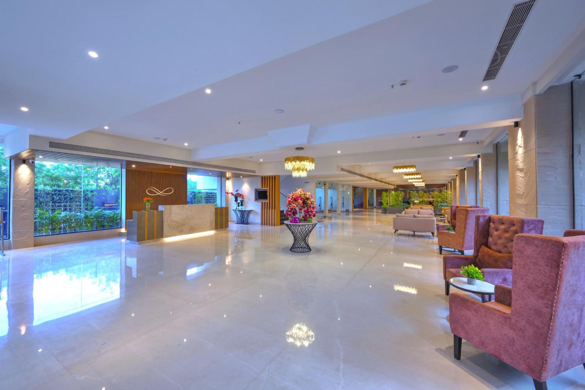 Royale Sarovar Portico Agra Agra  Eksteriør billede