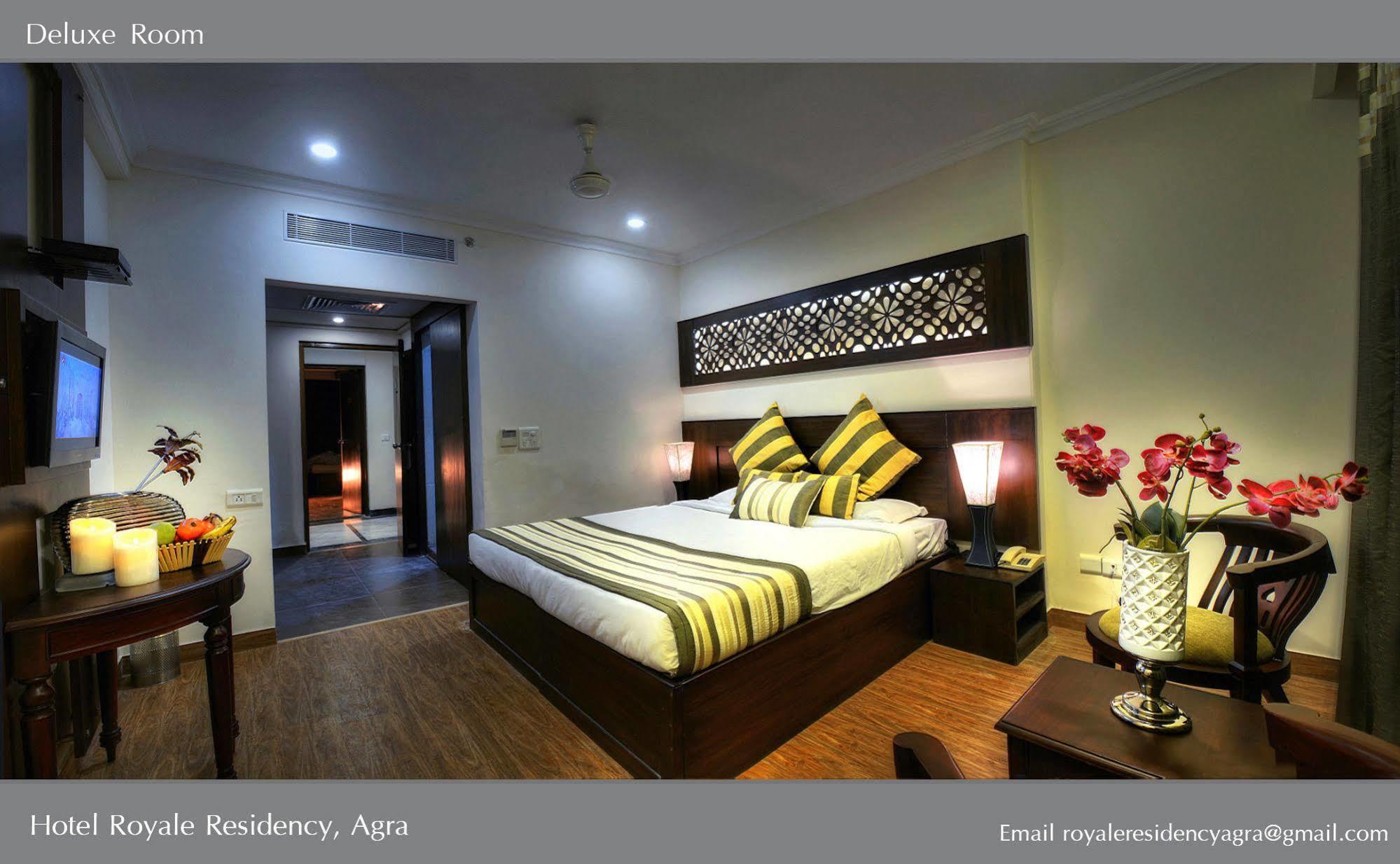Royale Sarovar Portico Agra Agra  Eksteriør billede